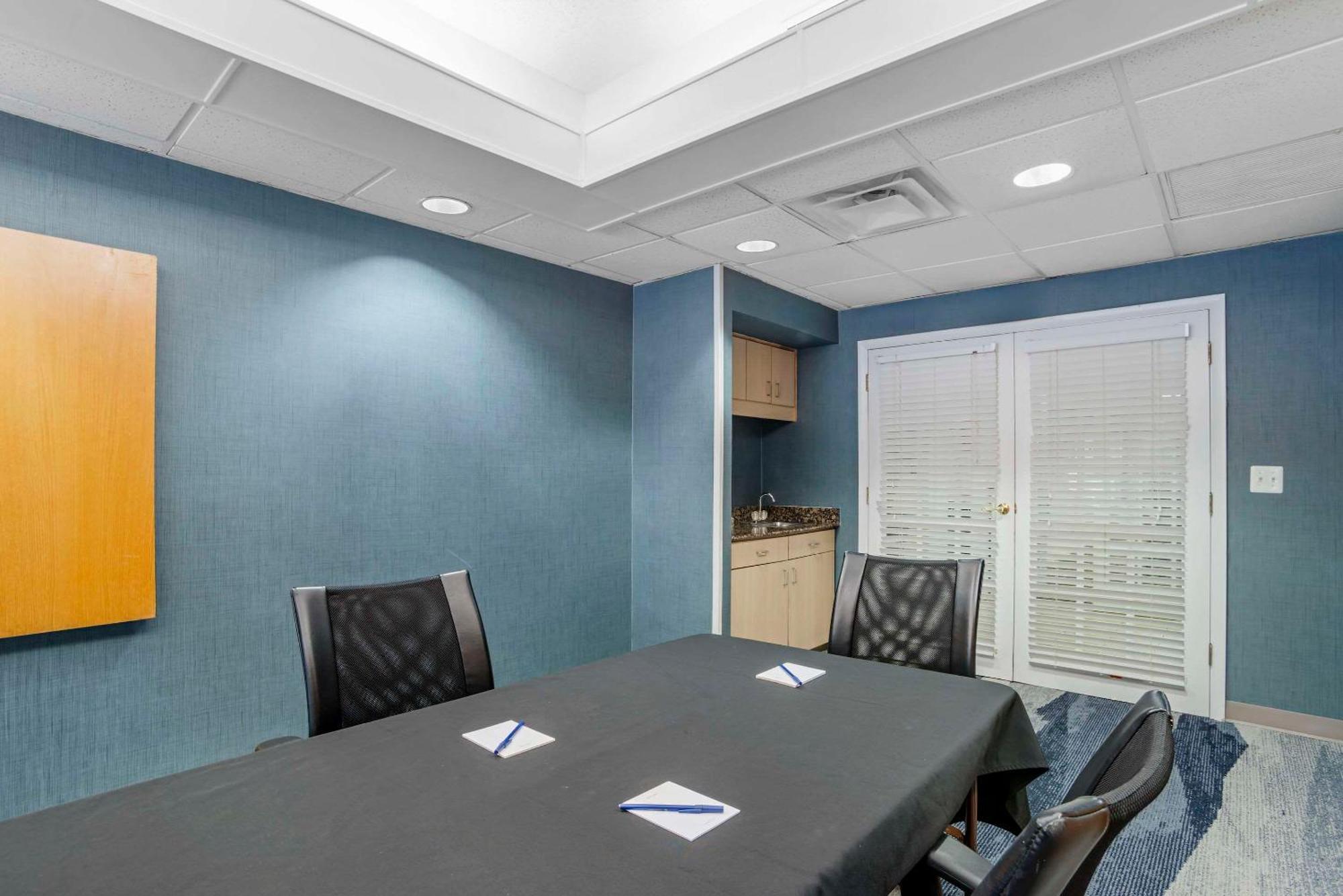 Comfort Suites Gastonia - Charlotte Bagian luar foto