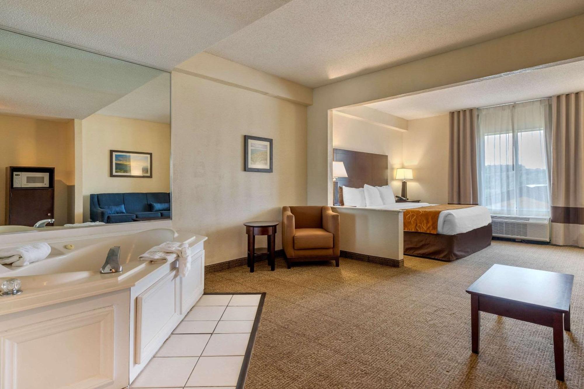 Comfort Suites Gastonia - Charlotte Bagian luar foto