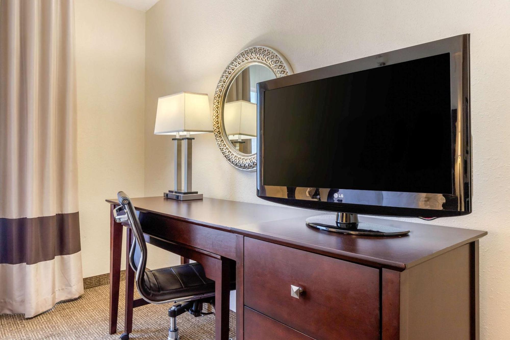 Comfort Suites Gastonia - Charlotte Bagian luar foto
